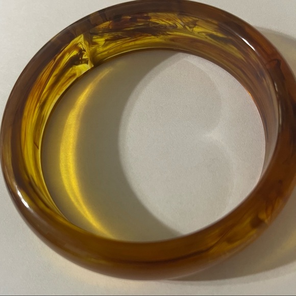 Apple Juice Bakelite Vintage Bangle - Picture 2 of 10
